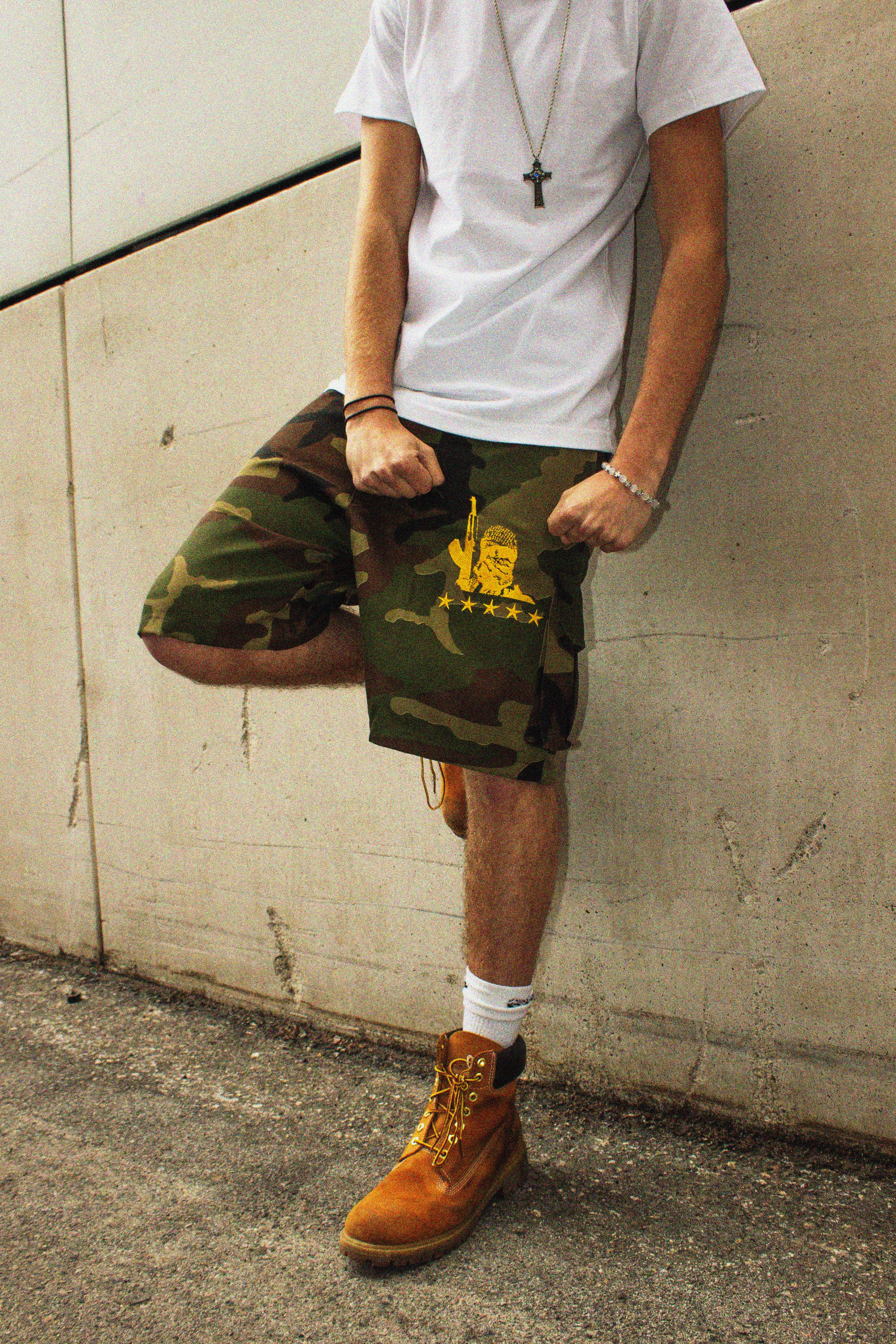 LARA - CROFT CAMO SHORTS