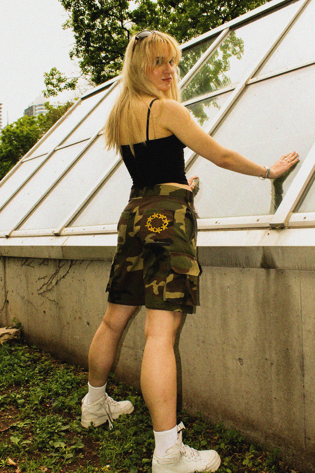 LARA - CROFT CAMO SHORTS