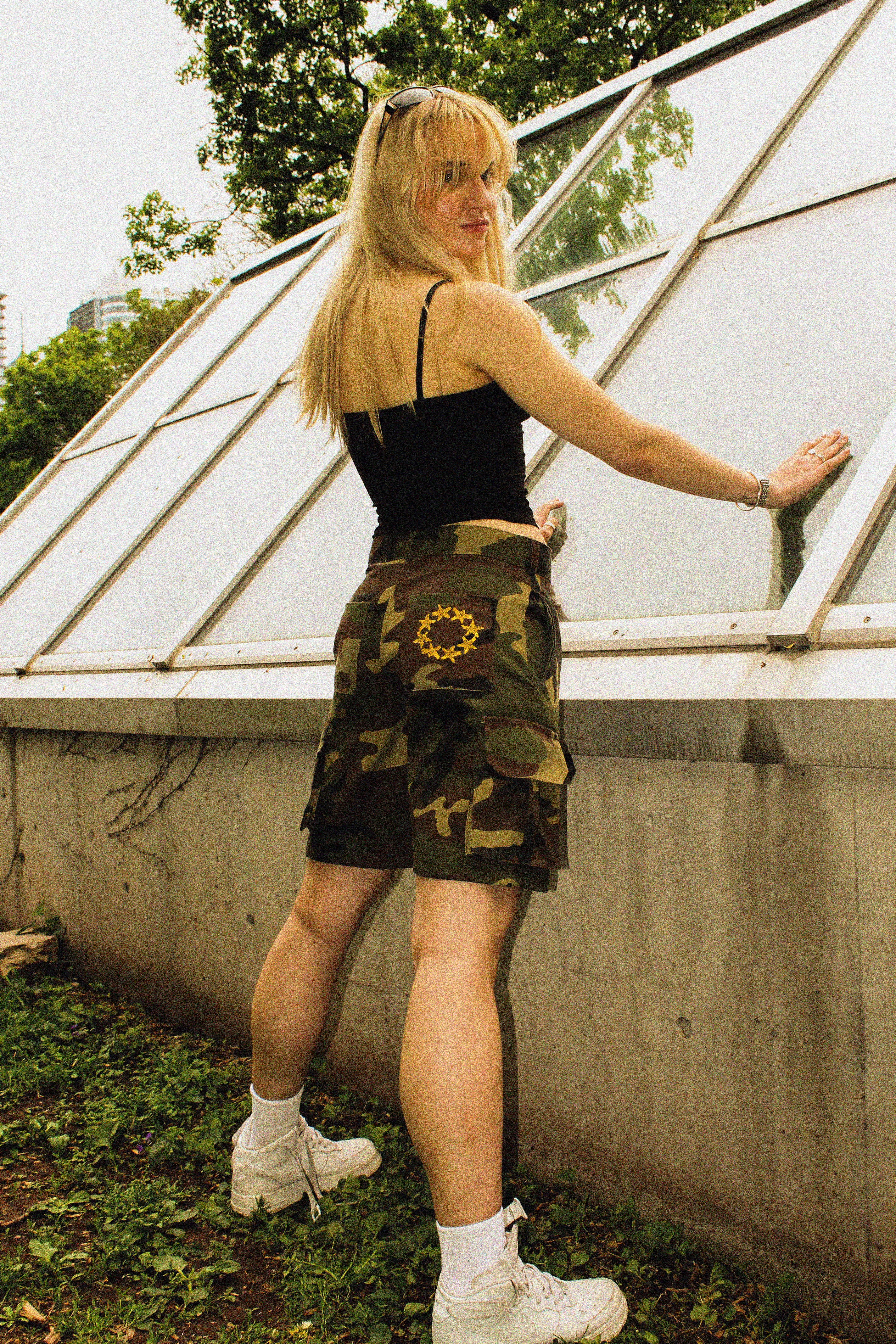 LARA - CROFT CAMO SHORTS